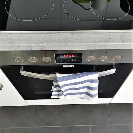 New Large Apartment * Dusseldorf